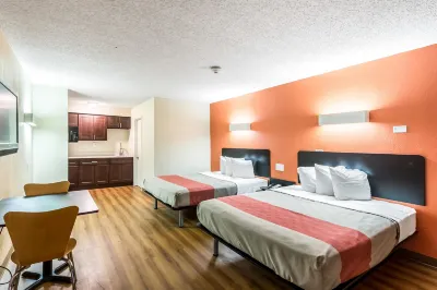 Motel 6 New Brunswick, NJ Hotels near JNJ - Johnson Hall