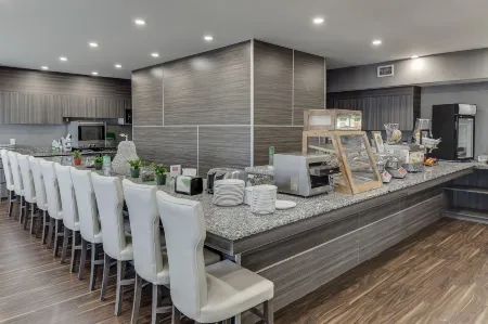 Home Inn & Suites Saskatoon South