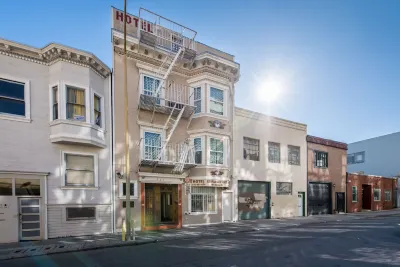 European Hostel Hotels in Bernal Heights
