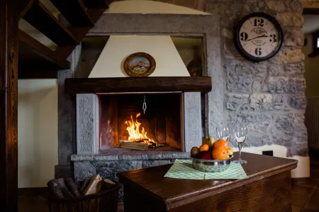 CA' Baetti l'Antico Borgo Отели в г. Рота-д'Иманья