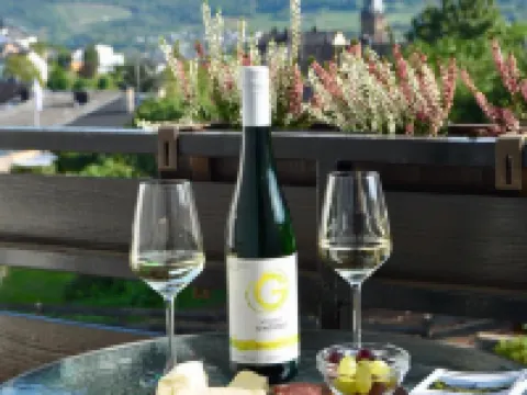 Weingut H. Gindorf Hoteles en Lieser