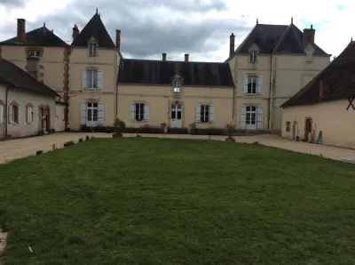 Chateau de Chavannes Hotel a Saint-Menoux