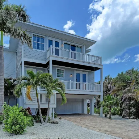 Paradise Found Managed by Beach Retreats