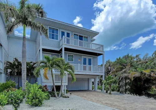 Paradise Found Managed by Beach Retreats