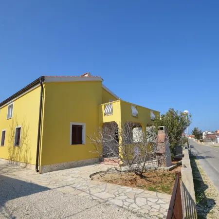 Apartment Boticki Hotels in Vir