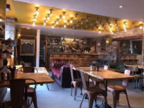 Sgwd Gwladys Lodge Neath otelleri