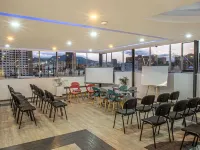 Hotel Wess Hotels near Campin