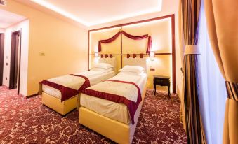 Hotel Cardinal-Domeniile Martinutzi
