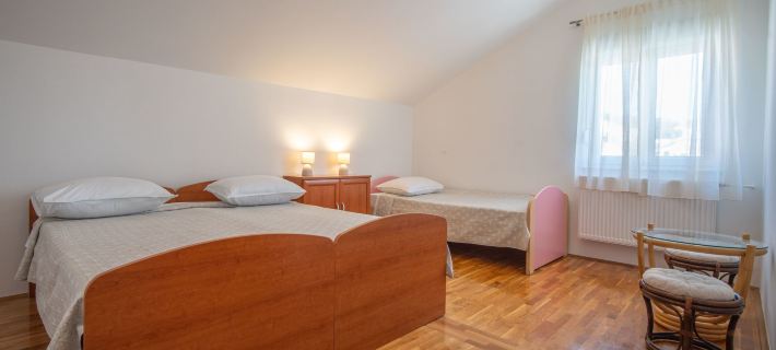 Olga Hotels in Rab