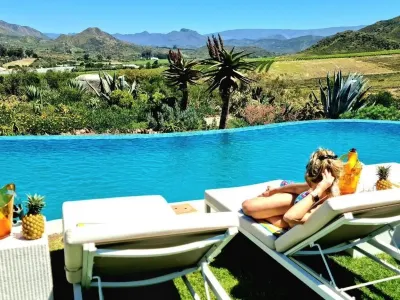 Pjure Boutique Hotel & Spa Отели рядом с достопримечательностью «Aquila Private Game Reserve»