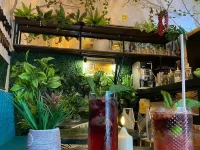 Hostel la Antigua Capsula Hotels near Custom's Square