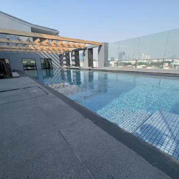 ARNI Skye Hotel Отели рядом с достопримечательностью «Станция BTS - Punnawithi»