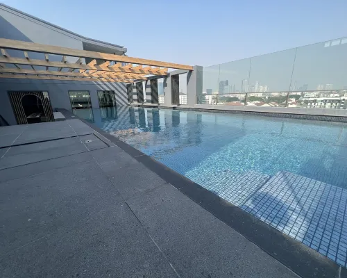 ARNI Skye Hotel Hotels near Phra Khanong