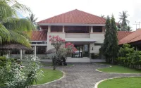 Asa Hotel & Restaurant Hotels near Kapela Tuan Ma Larantuka