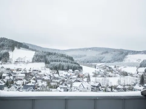 Wohnung Mit Balkon in der Nhhe Von Winterberg