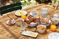 Maison Salix Hotels in Tarascon