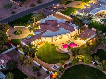 Camelback Mountain Villa Luxury in Paradise Valley