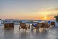 Athera Suites Mykonos Hotels in Klouvas