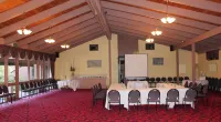 Melaleuca Lodge Beaconsfield Hotels in Narre Warren