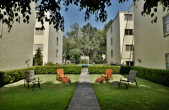 Suites Obelisk Hotels near Chapultepec Attraction Park