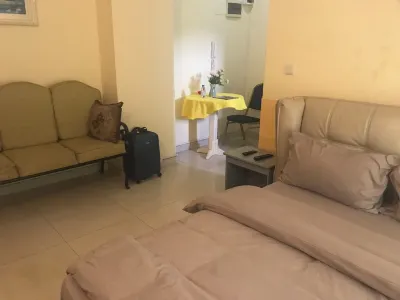 Summit Palace International