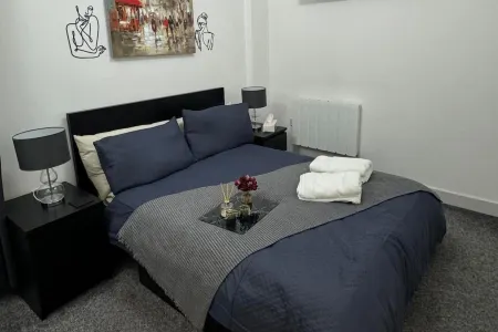 1 Bed-sleeps 4-town Centre-10 min to Ascot- Pets Отели в г. Бракнелл
