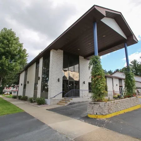 Woodside Dells Hotel & Suites