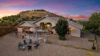 New Luxury Prescott Lynx B B 4k ft2 Sleeps 22 Hotels in Yavapai County