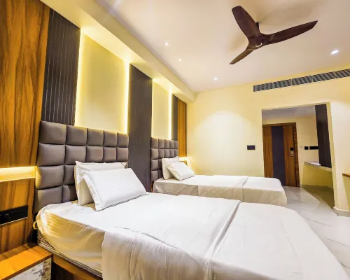 Hotel Lemon Park Hotels in Visakhapatnam