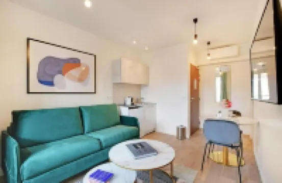 라 뤼미에르 드 파리