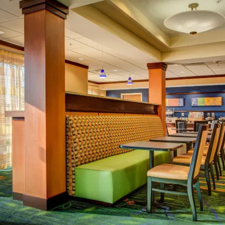 Fairfield Inn & Suites Seymour