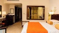 Phakalane Golf Estate Hotel & Convention Centre - parking