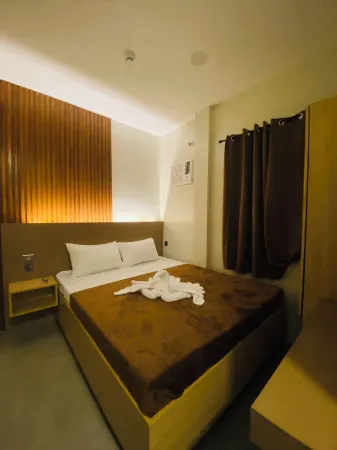 ZenSuites Hotel Tacloban Отели рядом с Аэропорт Д. З. Ромуальдес