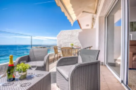 Apartment Near Platja Almadrava Beach