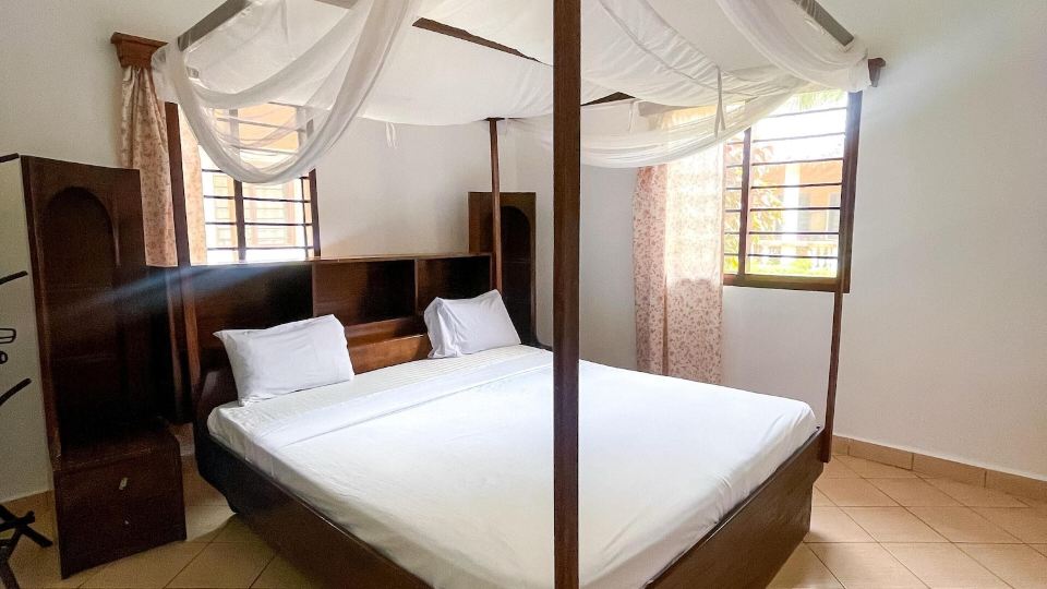Diani Campsite and Cottages