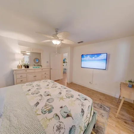 Beach Home w Heated Pool Free Golf Cart