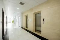 FLESTA Lach Tray Serviced Apartment - parking