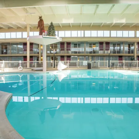 Grand Idaho Inn & Suites