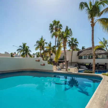 Park Royal Homestay Los Cabos