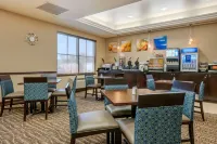 Comfort Inn & Suites Northeast - Gateway - Beach