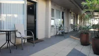 Mayfair Motel Hotels in West Wyalong
