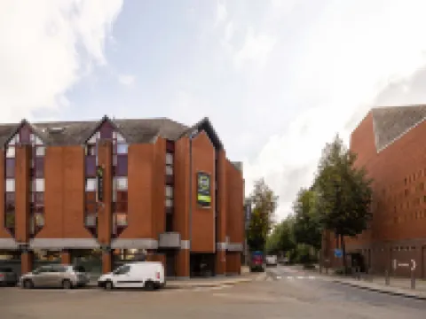 B&B HOTEL Mons Centre Hotéis em Mons