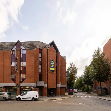 B&B HOTEL Mons Centre