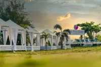 Foxoso la Beach Resort, Morjim