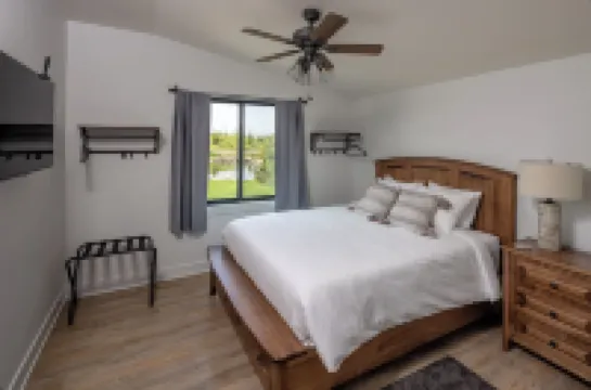 Sankoty Lakes Hotels in 