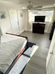 Spacious 4-bedroom house in enjoyable Pensacola with AC, WiFi