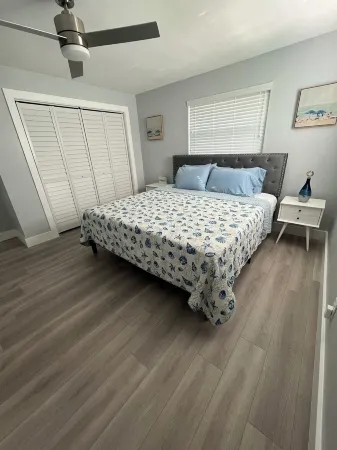 Ride the Tide: Ocean Access & Private Pool in Stuart, Short Drive to the Beach Отели в г. Martin County