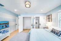 Waterfront Gem! Heated Pool+HotTub! Close 2 Beach!