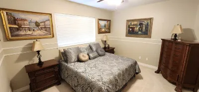 Spacious Upscale 5-bedroom house 1 ACRE Pet Friendly in Cypress Hotel in zona Cypress Park
