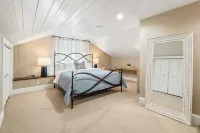 Clear Sky Cottage - A Spacious 1 BR Cottage Close to Charlottesville & Wineries.